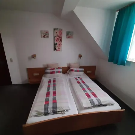 Charming In With Terrace Near City Centre Apartmán *